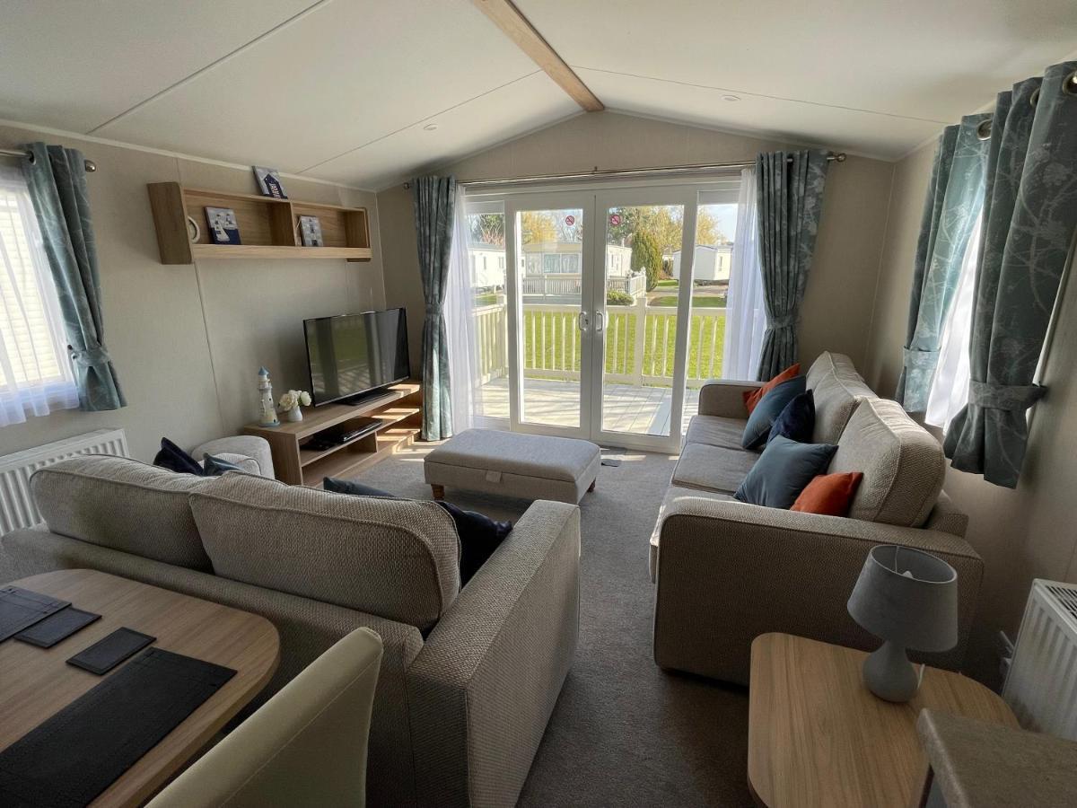 Private Rented Caravan Situated At Southview Holiday Park Winthorpe  Exterior photo